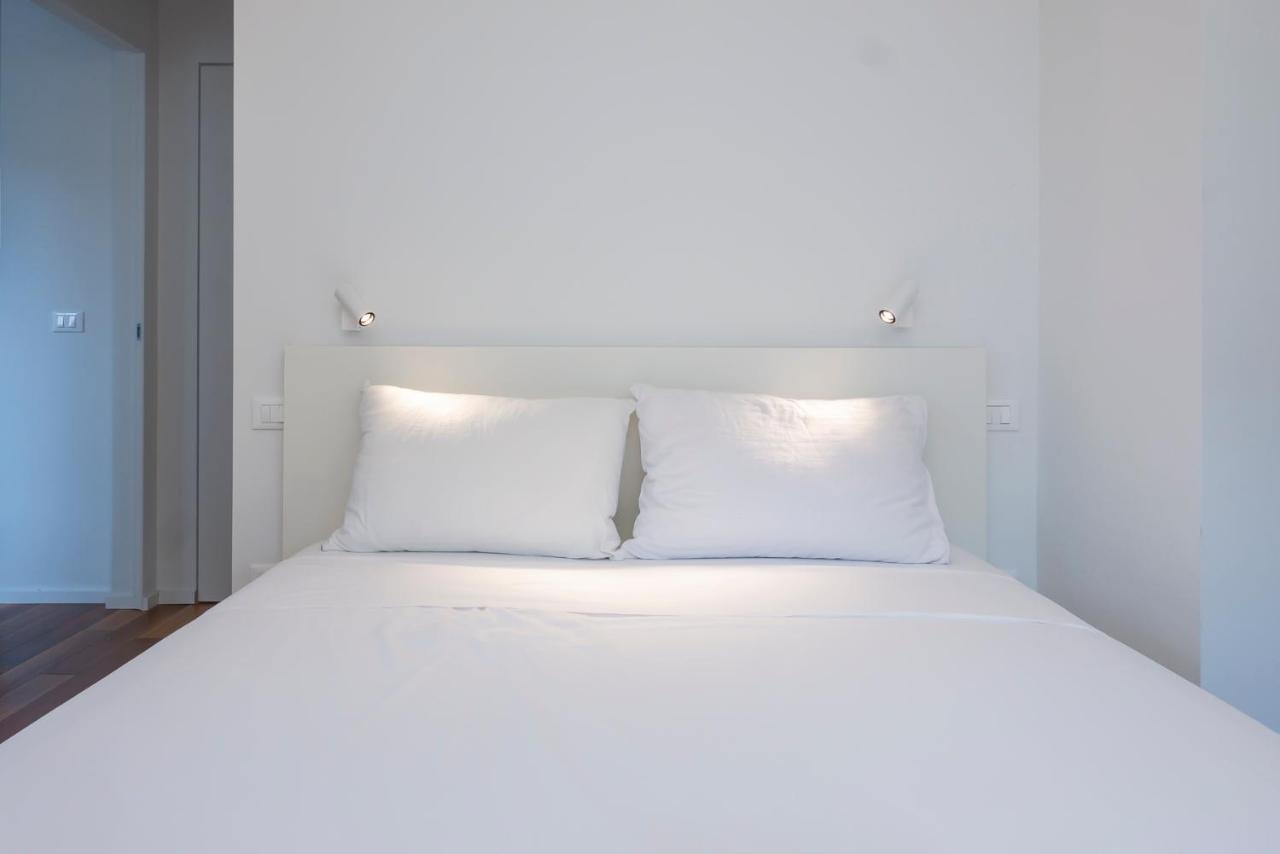 Luxury Apartment Near Arco Della Pace Guerrazzi 9 Milano Exteriör bild