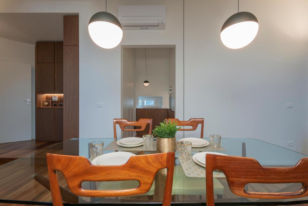 Luxury Apartment Near Arco Della Pace Guerrazzi 9 Milano Exteriör bild