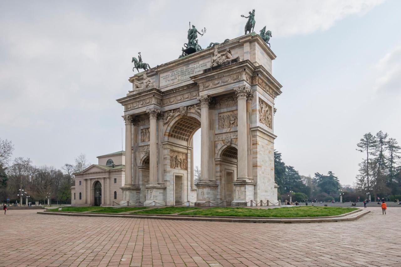 Luxury Apartment Near Arco Della Pace Guerrazzi 9 Milano Exteriör bild