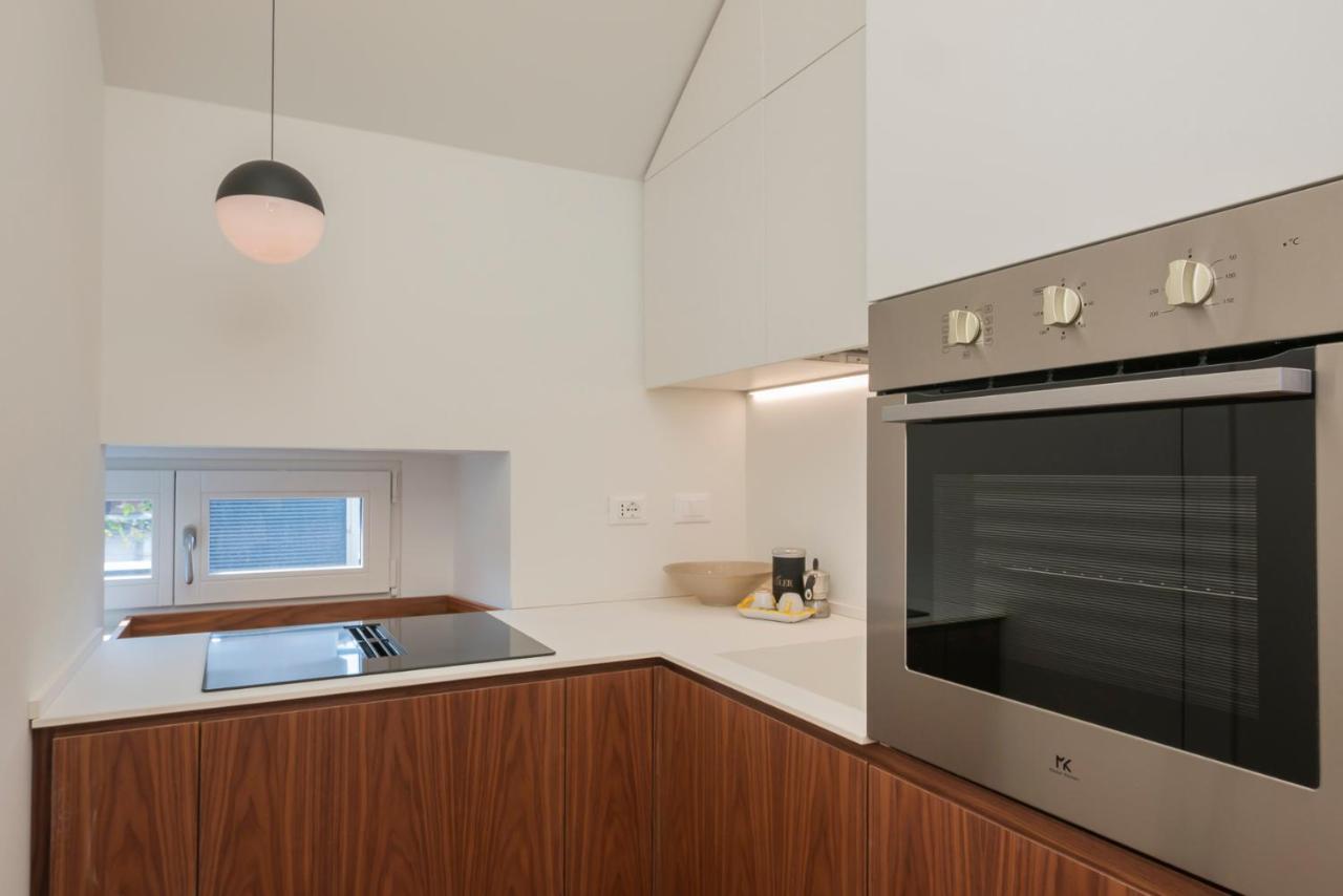 Luxury Apartment Near Arco Della Pace Guerrazzi 9 Milano Exteriör bild